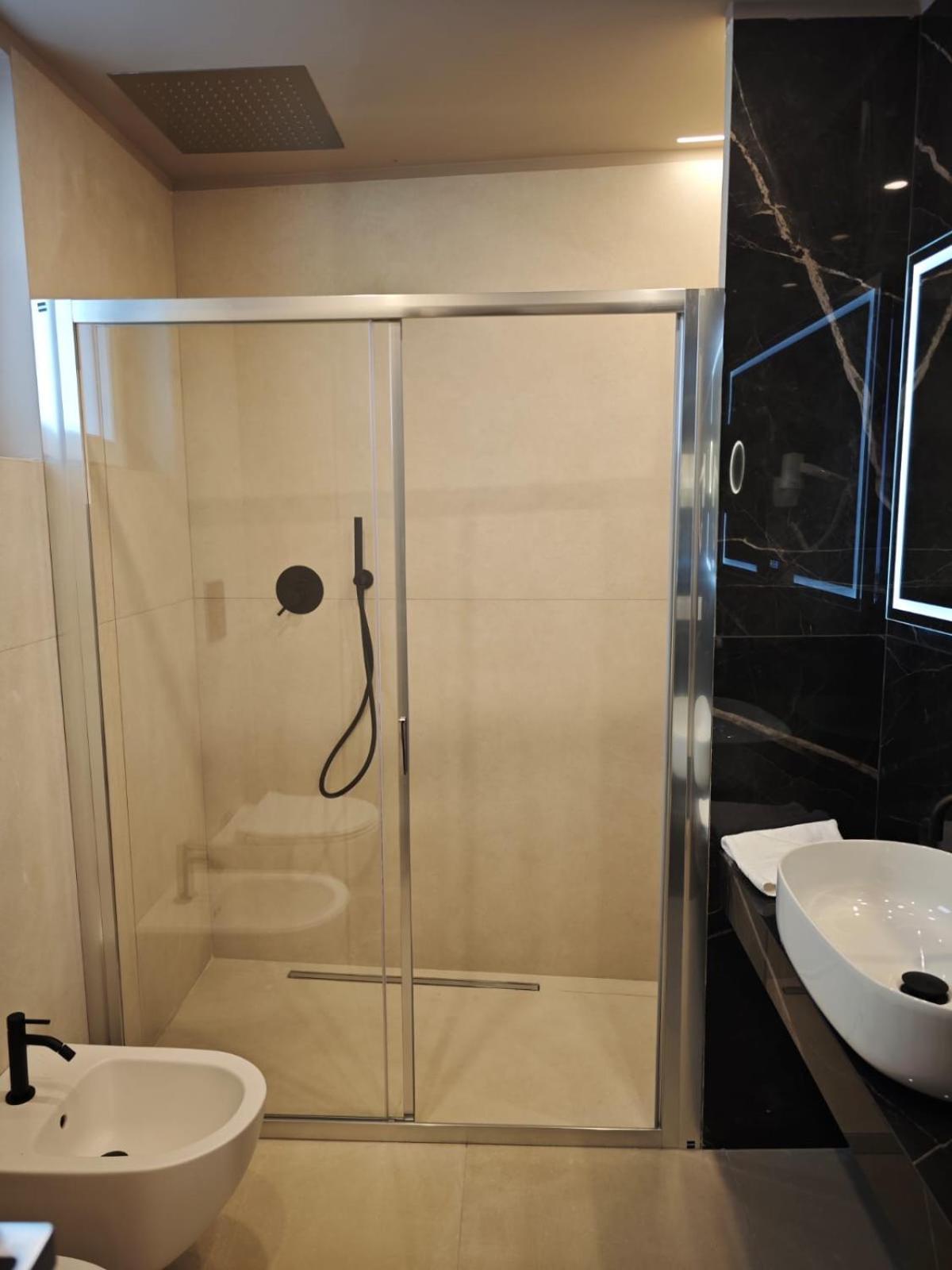 Shanti Rooms & Apartments Castello 바콜리 외부 사진