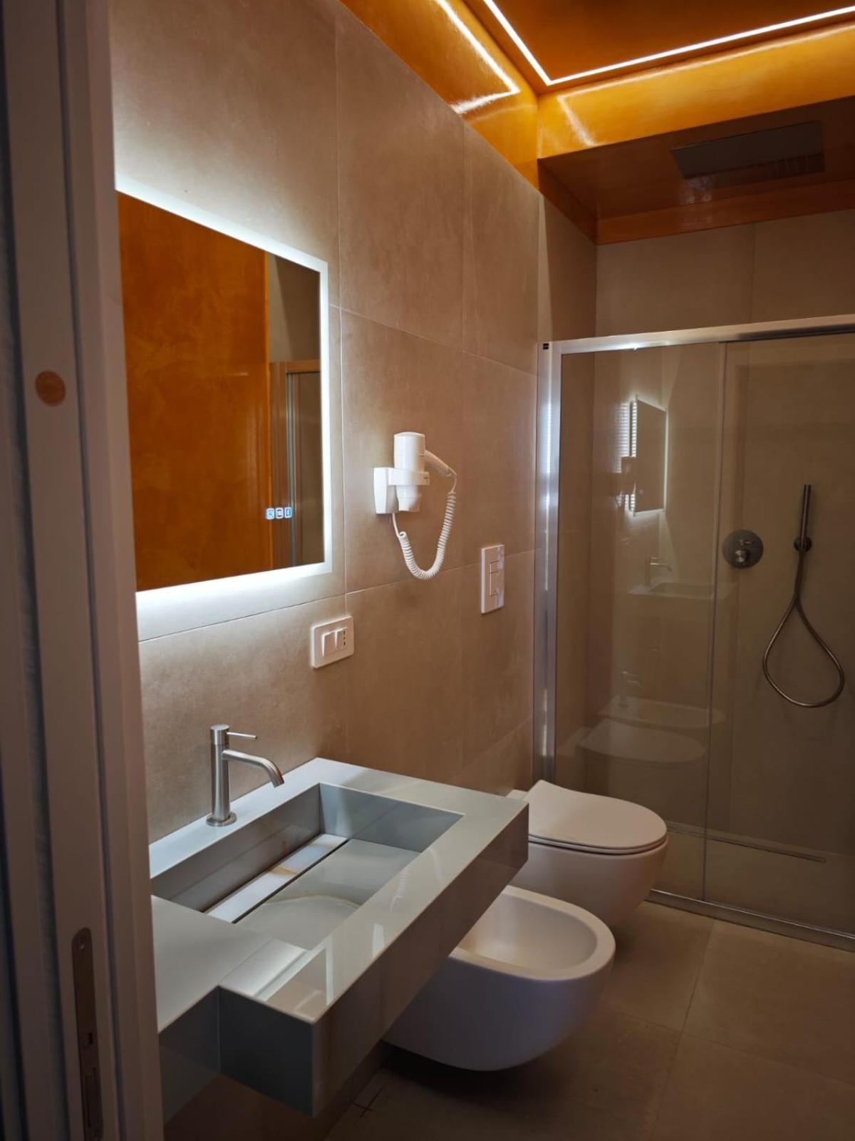 Shanti Rooms & Apartments Castello 바콜리 외부 사진